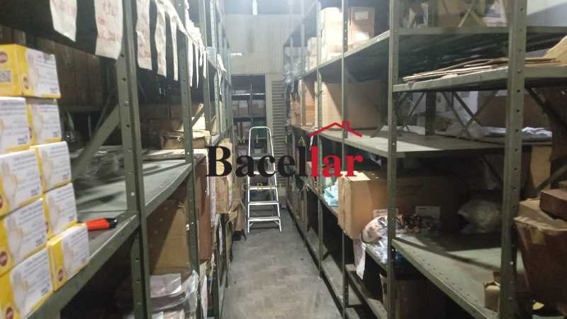b8be528a-c5a1-4c65-a692-0a27e4 - 15