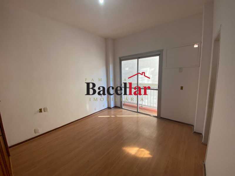 18 QUARTO SUÍTE 1.2. - 18