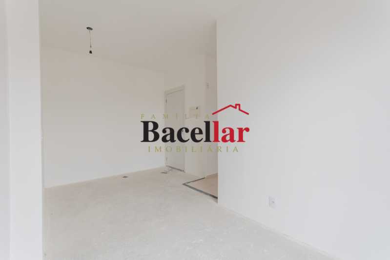 1-914811_sala - 1
