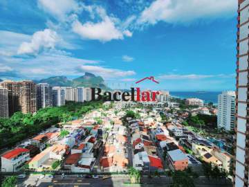 Ótima localização - PRAIA DA BARRA - MEAP30219