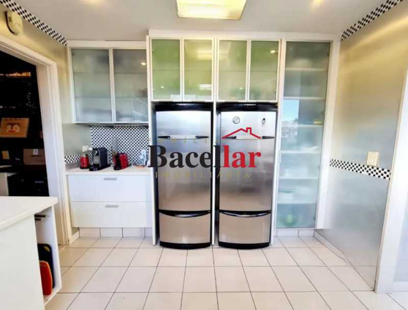 baf5b320e231eaebc0b9fa9e50a796 - 14