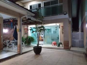 Imperdível - Agatê Imóveis vende Casa Duplex de 175 m² Itaipu - Niterói por 850 mil reais. - HTCN40075