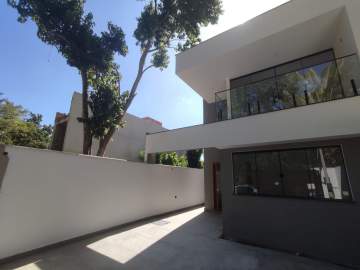 Lançamento - Imobiliária Agatê Imóveis vende Maravilhosa Casa Duplex - Itaipu - Niterói/RJ por R$ 1.100.000,00. - HTCA40156
