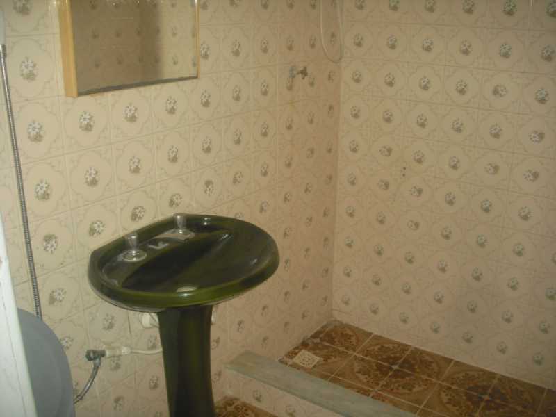Conheça Banheiro do imóvel - Engenho Pequeno - Rua Felix Antonio da Silva, 119 casa 01 frente - R$ 700,00 - CECA20003 - 10 Banheiro - 10