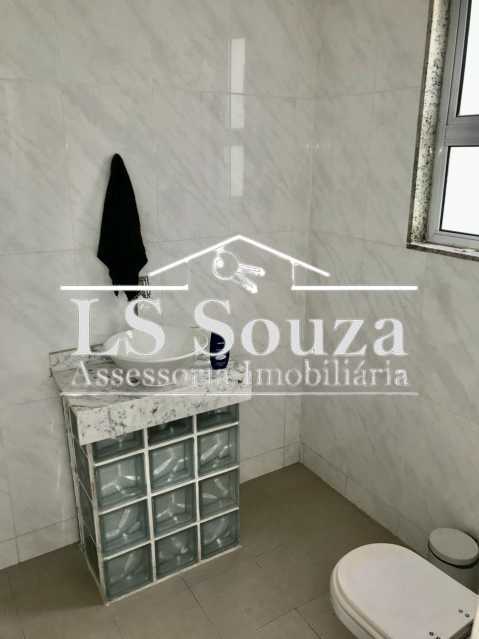 3057878a-0725-4506-8954-268755 - 7