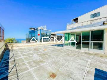 Cobertura em área nobre do Arpoador e a 20 metros da praia! - CRCO50031