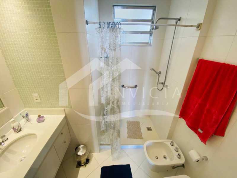 Conheça Banheiroe da Suíte do imóvel - MARAVILHOSA OPORTUNIDADE CORAÇÃO COPACABANA !!!!!!!!!!!!!!!!! - FCAP30719 - 25 Banheiroe da Suíte - 25