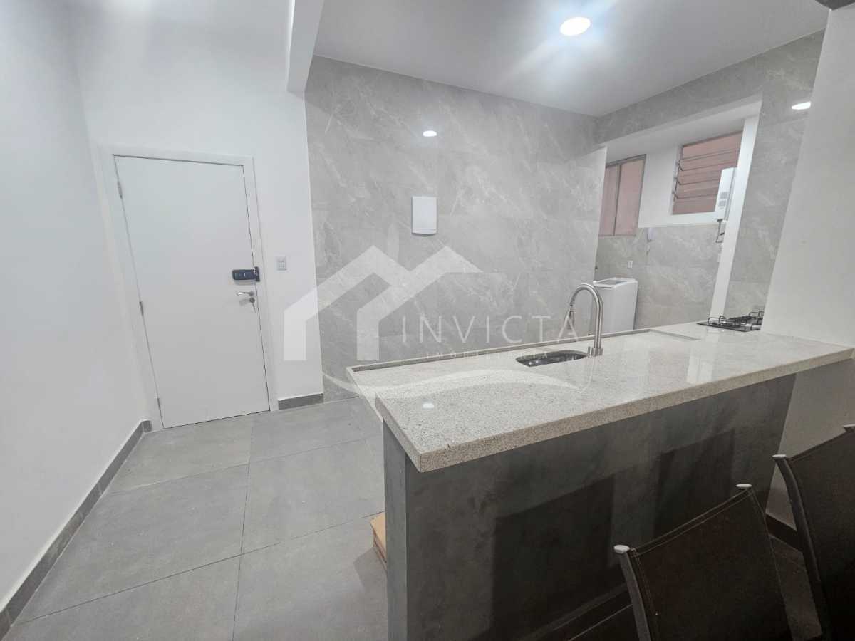 Conheça WhatsApp Image 2025-02-04 at 1 do imóvel - Belíssimo apartamento três quartos em rua nobre de oportunidade! - FCAP31304 - 9 WhatsApp Image 2025-02-04 at 1 - 9