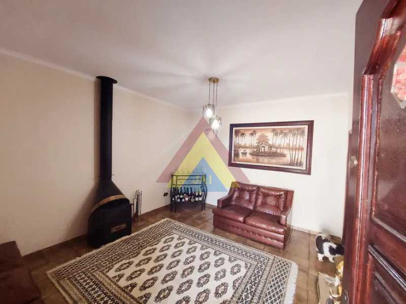 Conheça SALA DE ESTAR do imóvel - Casa à venda Rua Engenheiro Wilson Houk, Jardim da Glória, Taboão da Serra - R$ 798.000 - BTCA20004 - 3 SALA DE ESTAR - 3