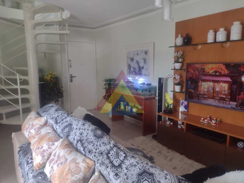 Conheça SALA PRIMEIRO PISO do imóvel - Cobertura à venda Estrada São Francisco, Parque Taboão, Taboão da Serra - R$ 860.000 - BTCO30009 - 4 SALA PRIMEIRO PISO - 4