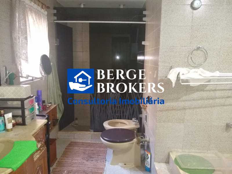 SUÍTE QUARTO 4  - 14