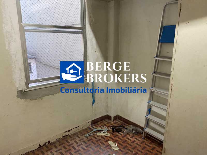 quarto dependência - 37