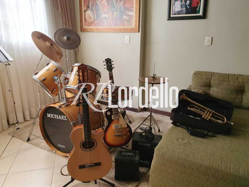 Conheça 10 do imóvel - Casa de condomínio com área e terraço - LOCN30002 - 10 10 - 10