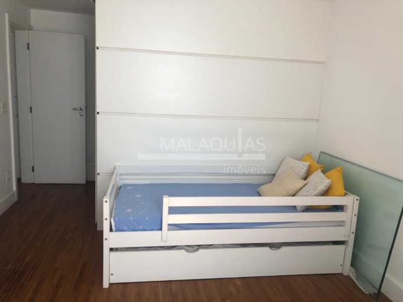 Conheça WhatsApp Image 2020-10-20 at 1 do imóvel - Cobertura 4 quartos à venda Barra da Tijuca, Rio de Janeiro - R$ 4.185.000 - MI30288 - 30 WhatsApp Image 2020-10-20 at 1 - 30