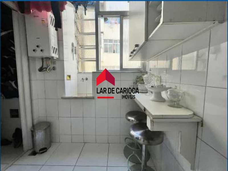 Área de Serviço - 25