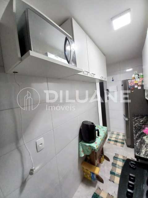 Conheça 298282357558435 do imóvel - Diluane Imóveis Vende. Barreto. Excelente apartamento 66m2. Totalmente reformado. 2 andar. Aceita carta de crédito. - NTAP20223 - 20 298282357558435 - 20