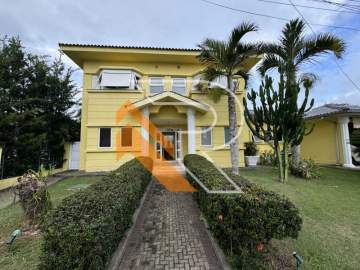 Imperdível - À venda mansão duplex dentro de condomínio em Itaipu, Região Oceânica de Niterói - RJ. - NTCN60009