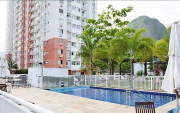 Imperdível - VENDE - JULIO BOGORICIN - CONDOMÍNIO VILLAGE VIP - 2 QUARTOS - VARANDA - 1 VAGA NA ESCRITURA - INFRAESTRUTURA COMPLETA - JBRB213862