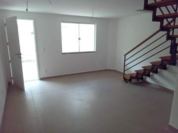 Imperdível - Lindissima casa Duplex 2 suítes Varandão 1sala 1a Locação novo! Vale a visita! - JBJ601516