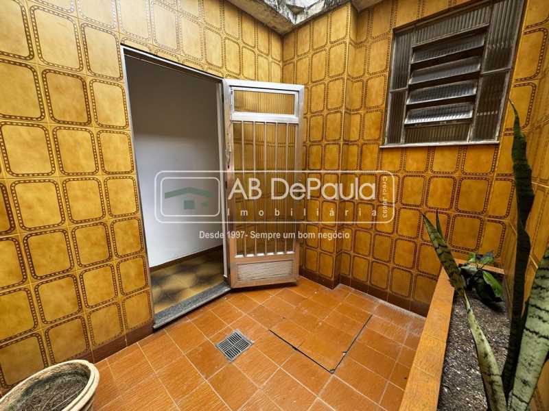 Conheça . do imóvel - VENDE EM JARDIM SULACAP - CASA COM AMPLO QUINTAL - E X C L U S I V I D A D E - ABCA30218 - 11 . - 11