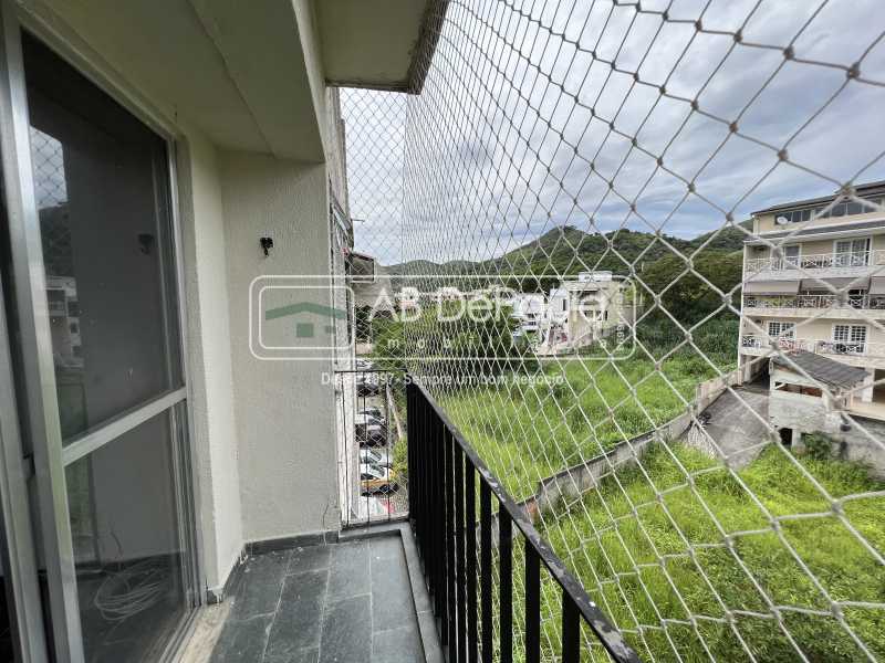 Conheça VARANDA do imóvel - VENDE EM SULACAP - CONDOMÍNIO SARGENTO MENEZES - APARTAMENTO NO 5° ANDAR - SA20464 - 1 VARANDA - 1