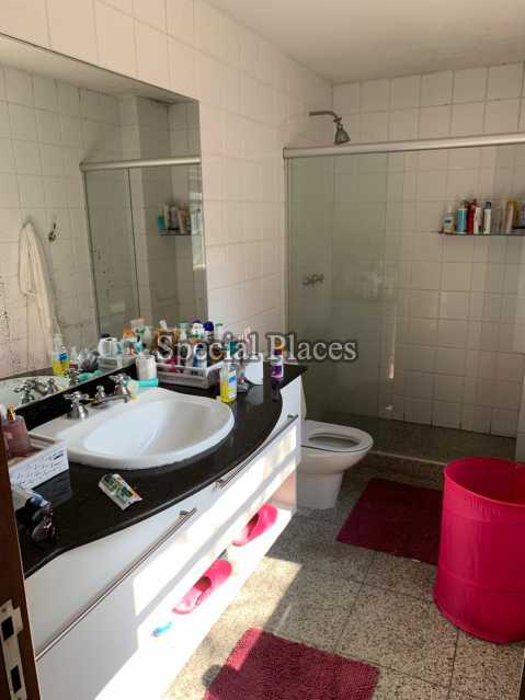 21 BANHEIRO SUITE III - 21