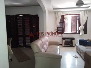 Imperdível - Maravilhosa casa duplex em condomínio fechado com 221M² de área edificada. - CA0404