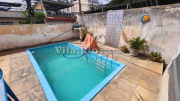 Ótima casa com três quartos, piscina e churrasqueira. - VCA30199