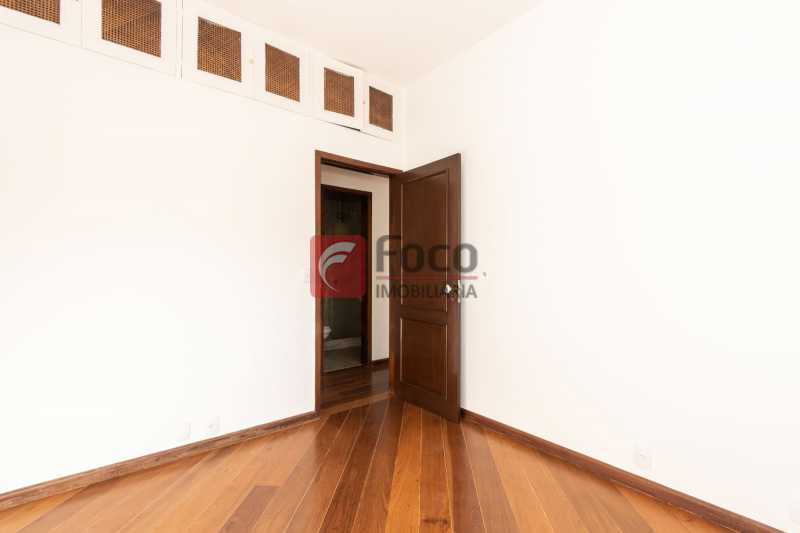 Conheça desktop_master_bedroom40 do imóvel - Apartamento à venda Rua General Tasso Fragoso, Lagoa, Rio de Janeiro - R$ 2.180.000 - JBAP40493 - 9 desktop_master_bedroom40 - 9