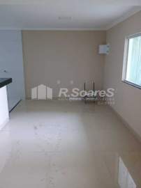 CLIQUE E CONFIRA! - Casa de vila vazia com 02 quartos sendo 01 suíte, em Piedade, Rua Margarida de Andrade. - VVCV20166