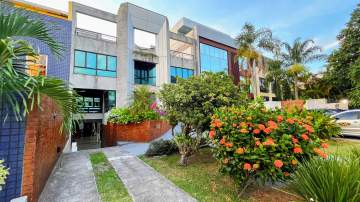 FACHADA - 1