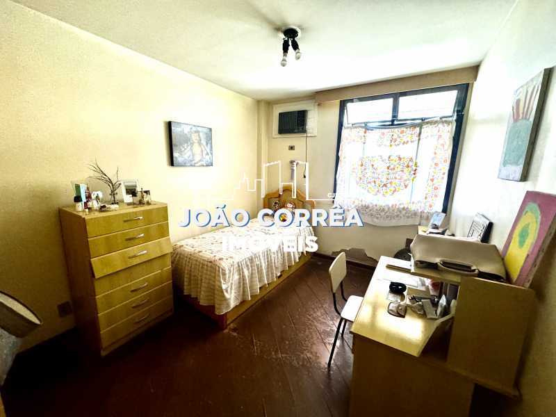 13 Terceiro quarto. - 13