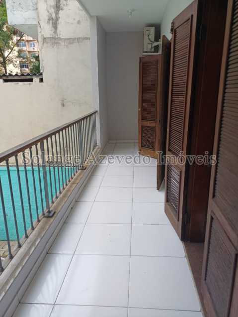 Conheça PHOTO-2025-01-28-14-09-25 do imóvel - CASA DUPLEX NO MARACANA COMERCIAL COM PISCINA E CHURRASQUEIRA. - TJCC100001 - 17 PHOTO-2025-01-28-14-09-25 - 17