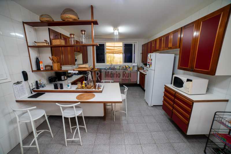 Conheça fotos -36 do imóvel - Casa em Condomínio à venda Rua José Leal da Silva, Barra da Tijuca, Rio de Janeiro - R$ 4.500.000 - MRCN40008 - 8 fotos -36 - 8