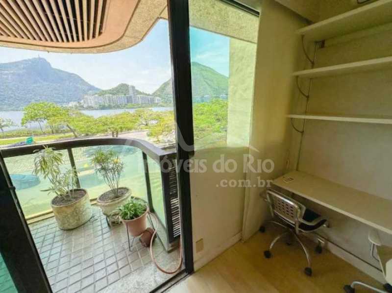 Conheça PHOTO-2025-03-26-16-01-19 5 do imóvel - Apartamento com varandão, 240m, 4 quartos e 3 vagas, a venda na Lagoa. - APLA0540P - 10 PHOTO-2025-03-26-16-01-19 5 - 10