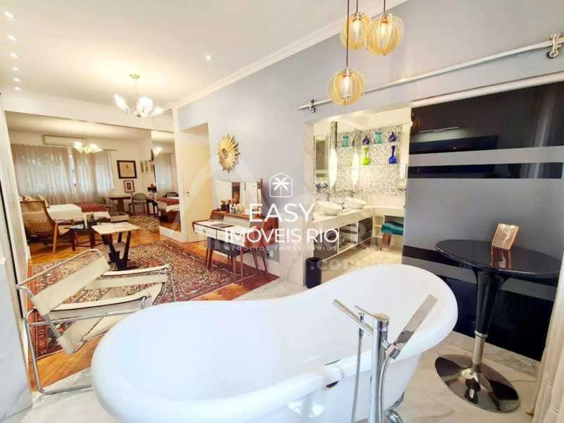 Conheça 20 do imóvel - Apartamento com 265m, 4 quartos e 2 vagas, a venda no Posto 6 - APCO1198P - 8 20 - 8
