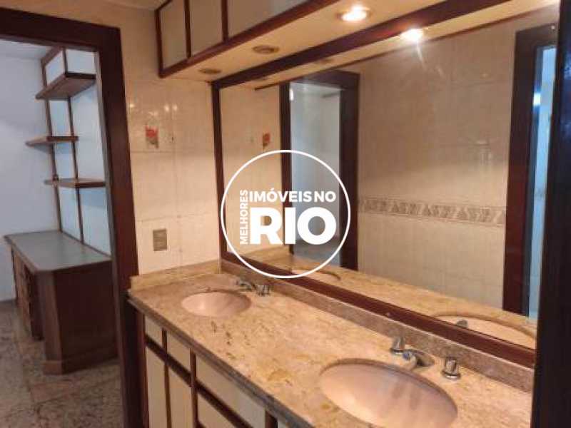 Conheça Casa Duplex na Barra da Tijuca do imóvel - Casa em Condomínio 7 quartos à venda Rio de Janeiro,RJ - R$ 4.000.000 - CB0823 - 24 Casa Duplex na Barra da Tijuca - 24