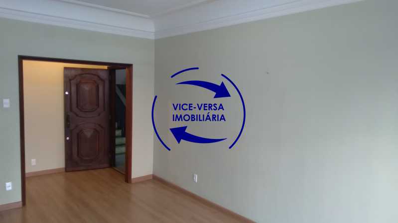 Apartamento à venda, 3 quartos com sala e cozinha plajeada, valor